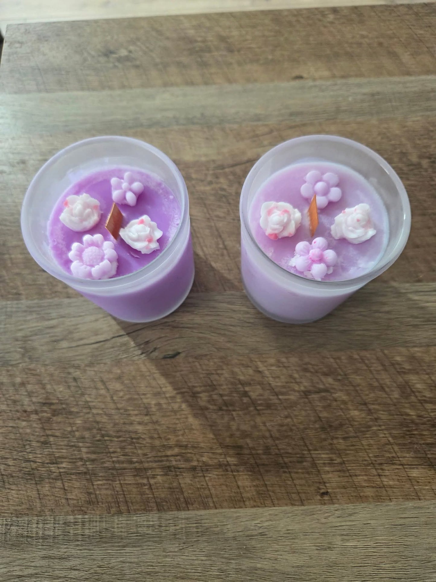 Palmer violets - candle